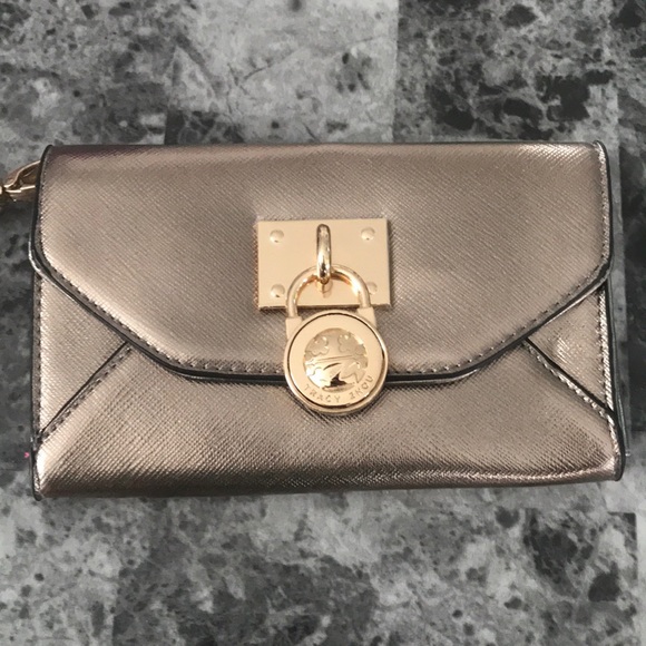 Tracy Zhou wallet - Picture 1 of 4